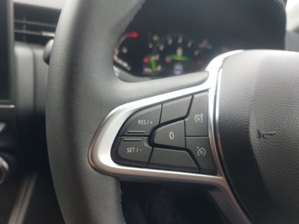 Used Renault Clio 2023 for sale - 75595330: Photo 16