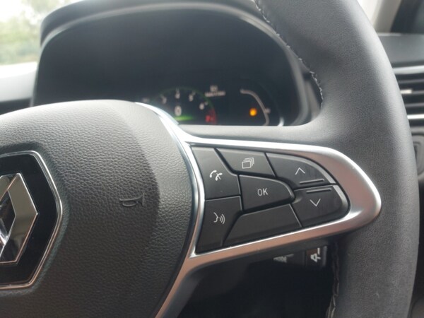 Used Renault Clio 2023 for sale - 75595330: Photo 17