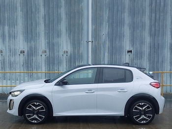 Used Peugeot 208 2025 for sale - 76552724: Photo