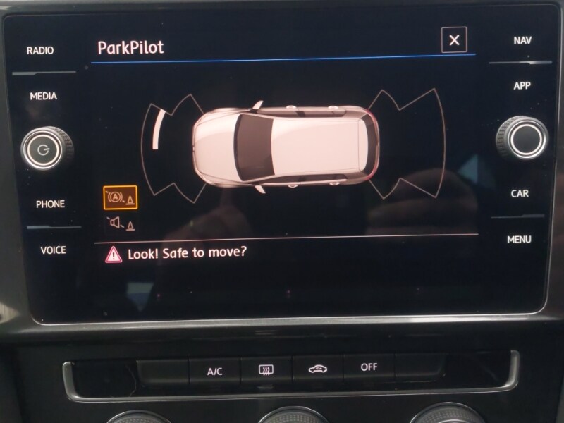 Used Volkswagen Golf 2018 for sale - 77543961: Photo 10