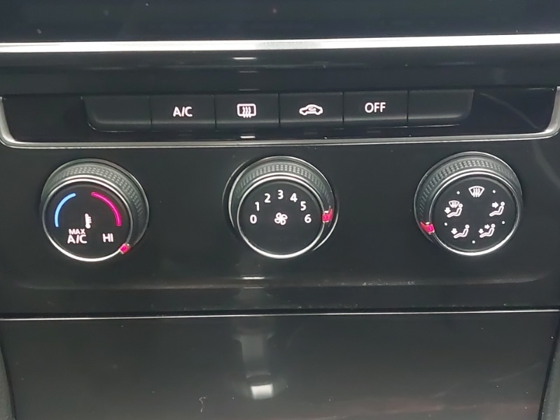 Used Volkswagen Golf 2018 for sale - 77543961: Photo 16