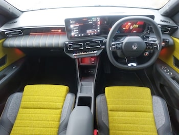 Used Renault 5 2025 for sale - 77466404: Photo