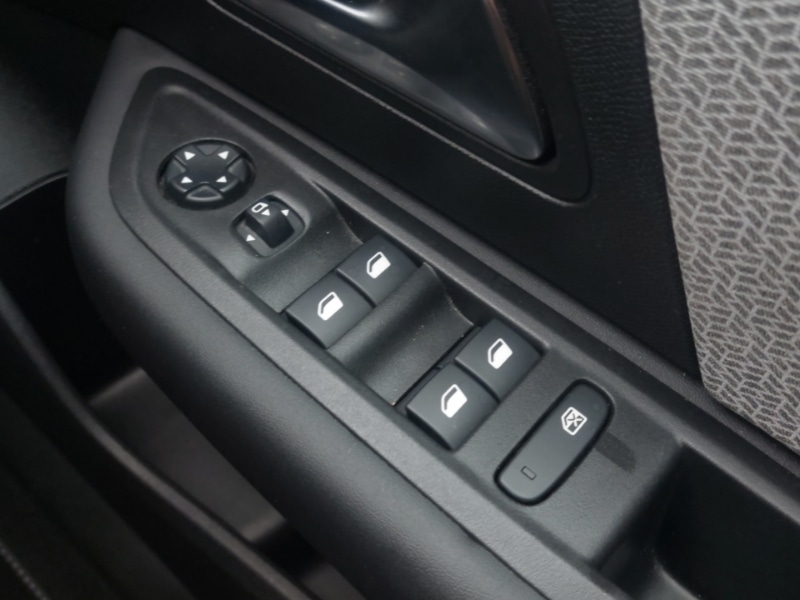 Used Citroen C4 2023 for sale - 76427218: Photo 12