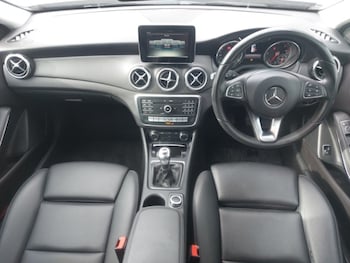 Used Mercedes-Benz GLA 2017 for sale - 75963932: Photo