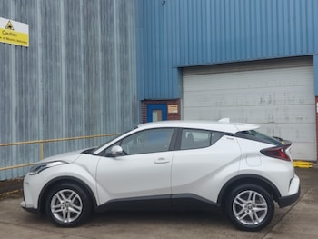 Used Toyota C-HR 2023 for sale - 79144163: Photo