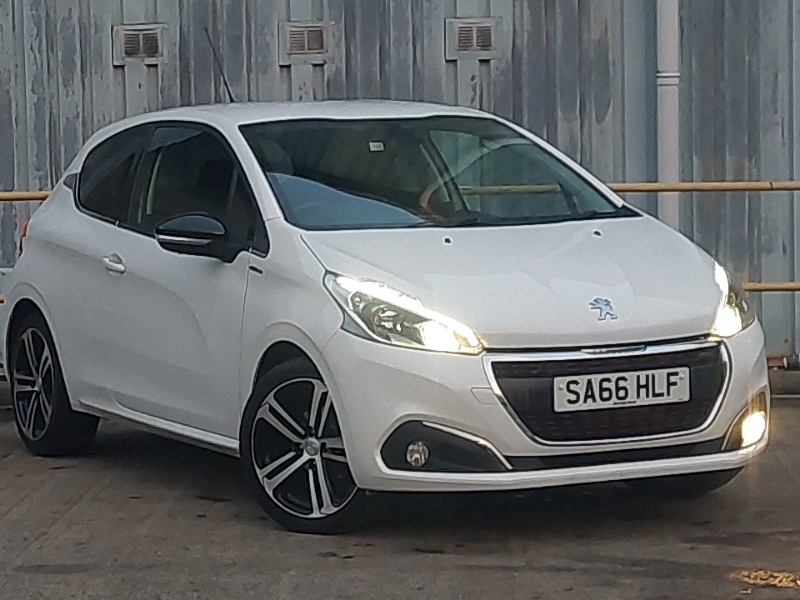 Used Peugeot 208 2016 for sale - 76540483: Photo 1