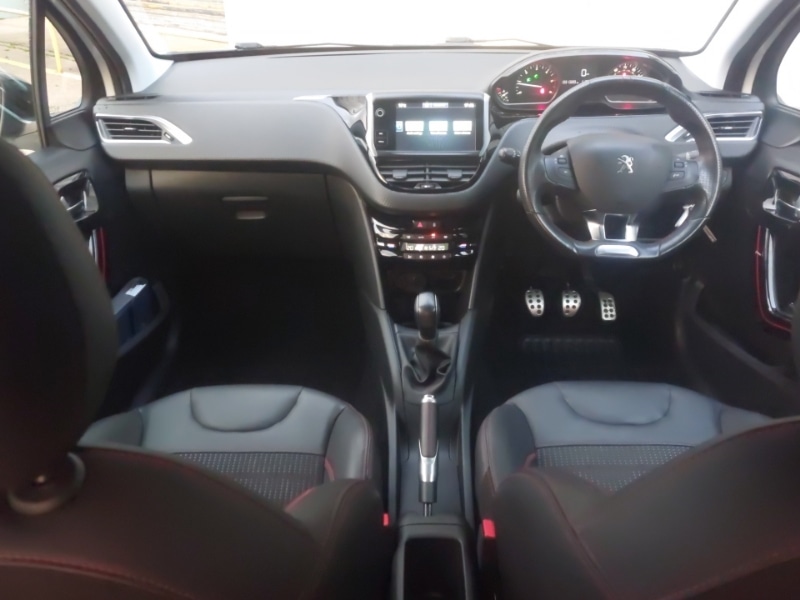 Used Peugeot 208 2016 for sale - 76540483: Photo 2