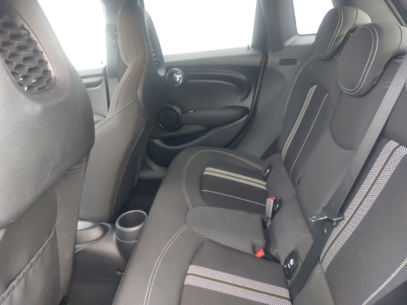 Used MINI Hatch 2019 for sale - 77352461: Photo 6