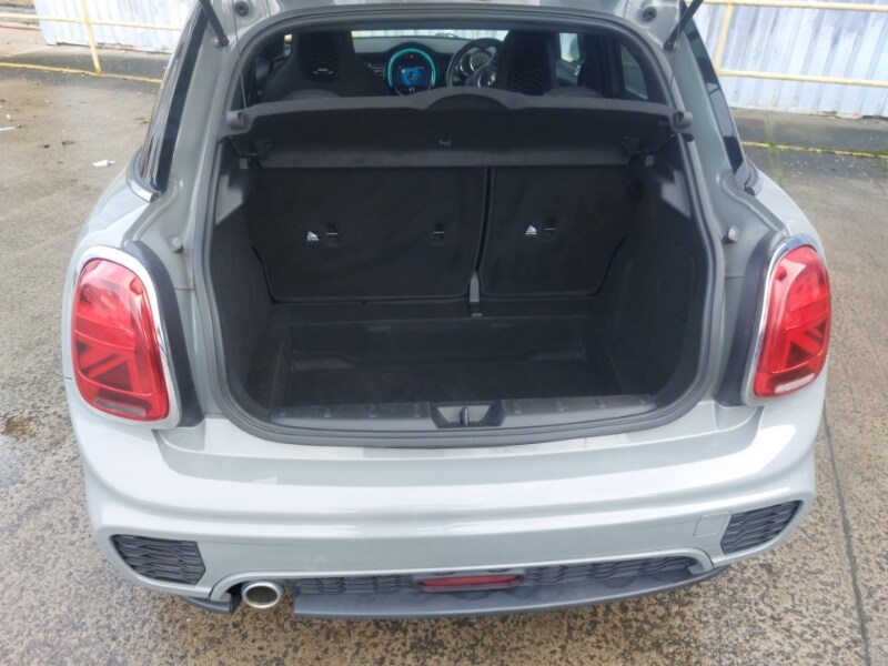 Used MINI Hatch 2019 for sale - 77352461: Photo 8