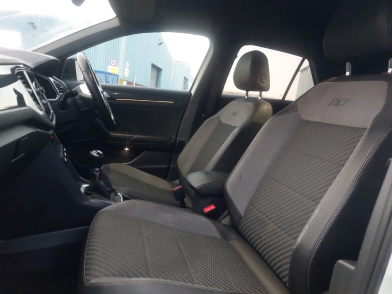 Used Volkswagen T-Roc 2018 for sale - 76951676: Photo 12