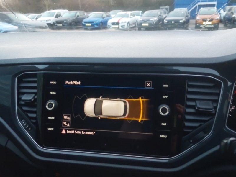 Used Volkswagen T-Roc 2018 for sale - 76951676: Photo 13