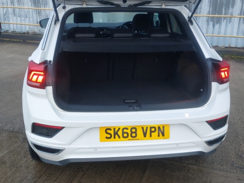 Used Volkswagen T-Roc 2018 for sale - 76951676: Photo 8