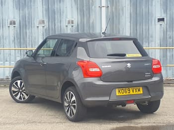 Used Suzuki Swift 2020 for sale - 79665755: Photo