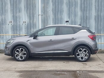 Used Renault Captur 2023 for sale - 78380814: Photo