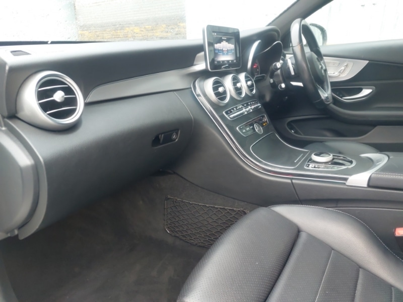 Used Mercedes-Benz C Class 2018 for sale - 77141429: Photo 5