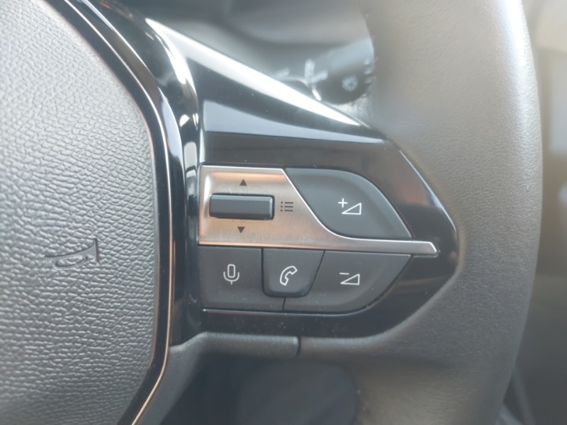 Used Peugeot 308 2023 for sale - 77969103: Photo 12