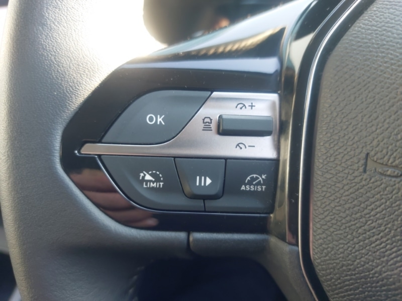 Used Peugeot 308 2023 for sale - 77969103: Photo 13