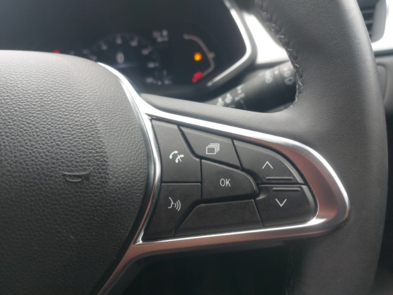 Used Renault Captur 2021 for sale - 76121145: Photo 17