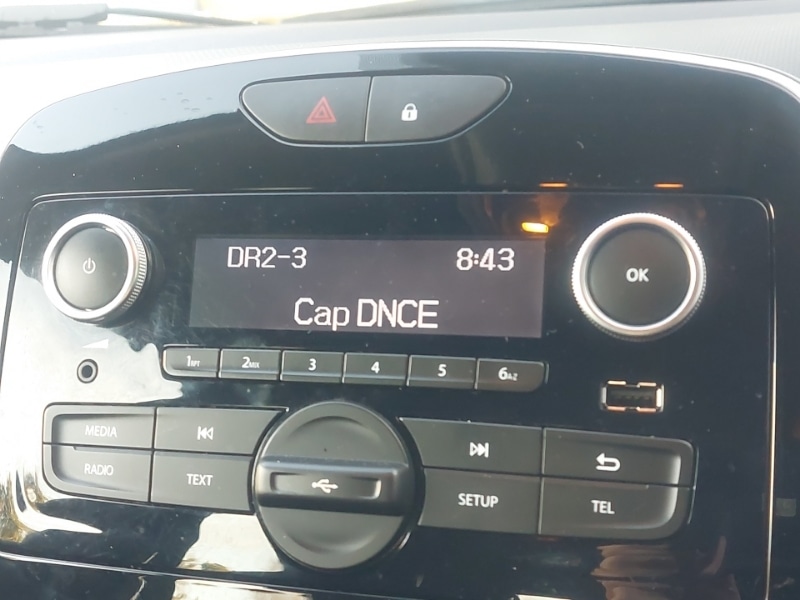 Used Renault Clio 2019 for sale - 77690203: Photo 10