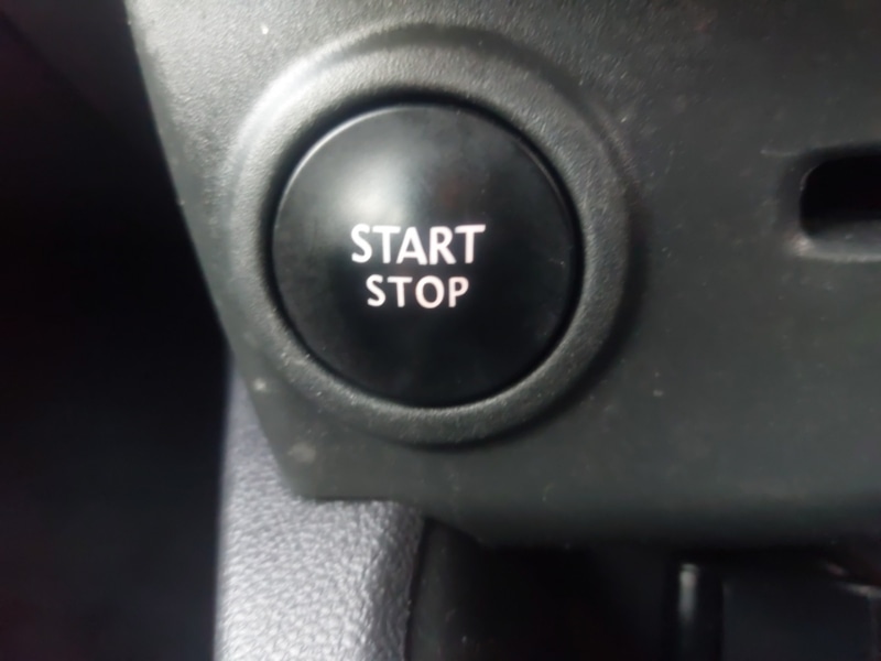 Used Renault Clio 2019 for sale - 77690203: Photo 11