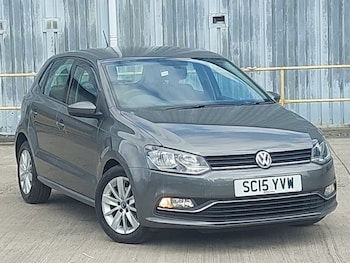 Used Volkswagen Polo 2015 for sale - 79332888: Photo