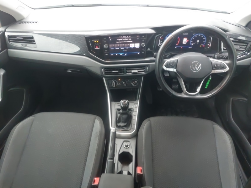 Used Volkswagen Polo 2022 for sale - 76187872: Photo 2