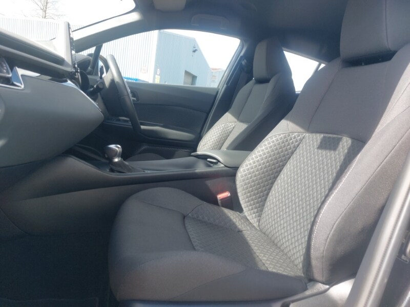 Used Toyota C-HR 2023 for sale - 78224958: Photo 12