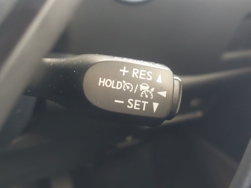 Used Toyota C-HR 2023 for sale - 78224958: Photo 18