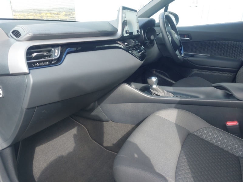 Used Toyota C-HR 2023 for sale - 78224958: Photo 5