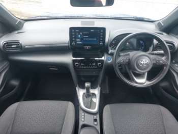 Used Toyota Yaris Cross 2022 for sale - 74382668: Photo
