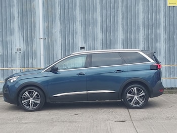 Used Peugeot 5008 2019 for sale - 77428700: Photo