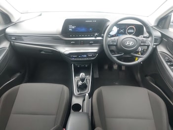 Used Hyundai i20 2024 for sale - 78952882: Photo