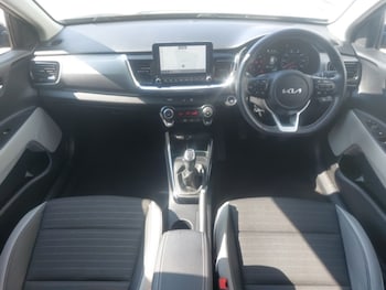 Used Kia Stonic 2022 for sale - 79278555: Photo