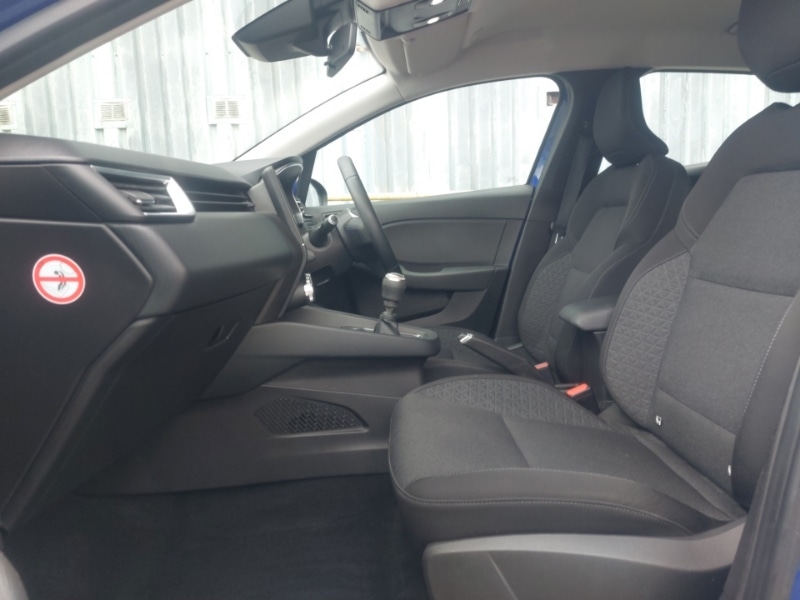 Used Renault Clio 2021 for sale - 76354375: Photo 5