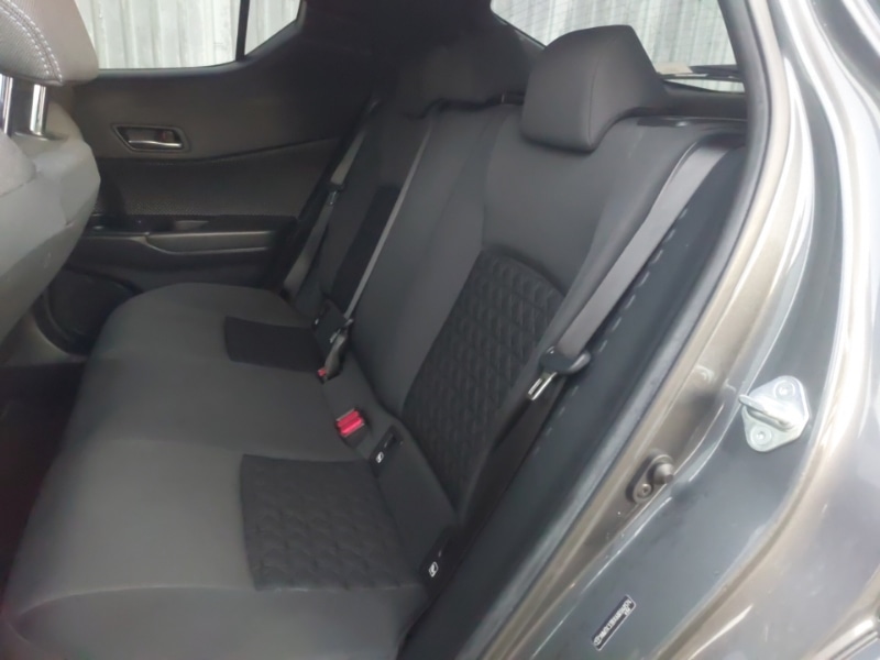 Used Toyota C-HR 2020 for sale - 76928463: Photo 6