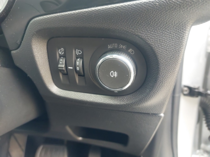 Used Vauxhall Corsa 2024 for sale - 77922083: Photo 12