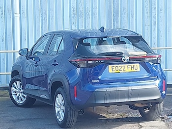 Used Toyota Yaris Cross 2022 for sale - 77881586: Photo