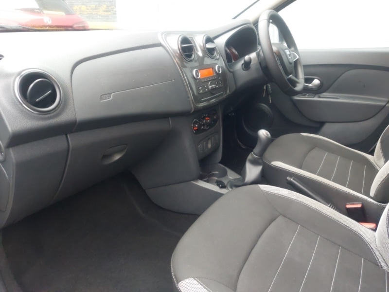 Used Dacia Sandero Stepway 2020 for sale - 77299571: Photo 5