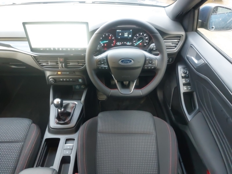 Used Ford Focus 2023 for sale - 76763584: Photo 7
