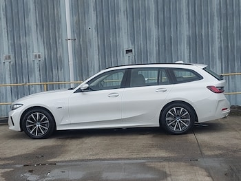 Used BMW 3 Series 2023 for sale - 78252954: Photo