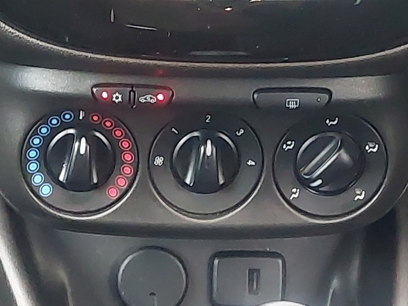 Used Vauxhall Corsa 2018 for sale - 76511471: Photo 11