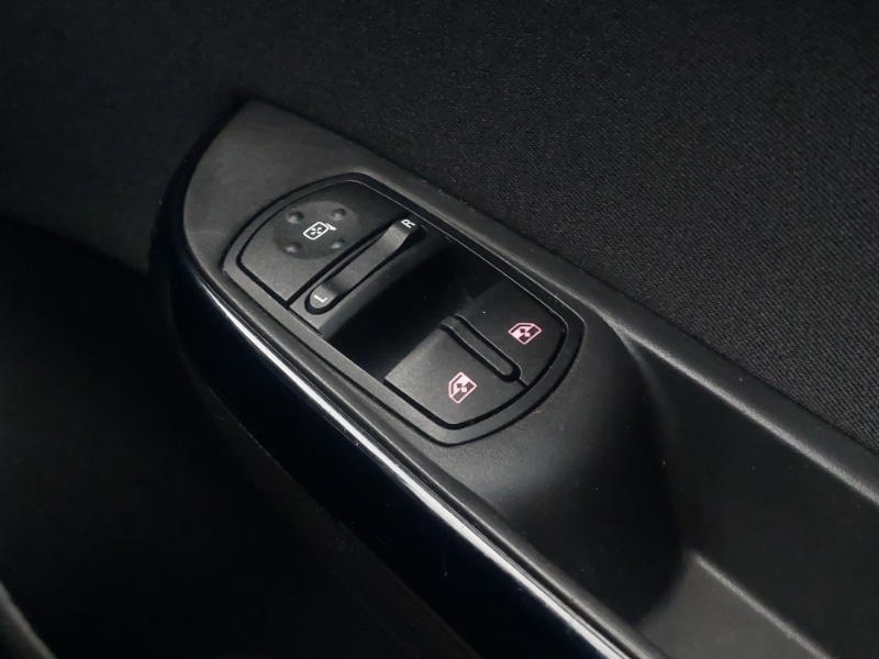 Used Vauxhall Corsa 2018 for sale - 76511471: Photo 12