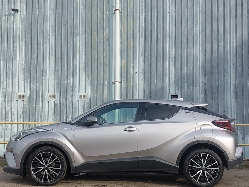 Used Toyota C-HR 2019 for sale - 77265101: Photo 4