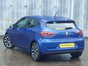 Used Renault Clio 2022 for sale - 77495421: Photo