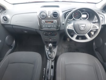 Used Dacia Sandero 2018 for sale - 78523003: Photo