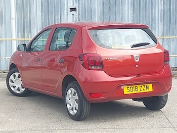 Used Dacia Sandero 2018 for sale - 78523003: Photo