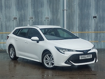 2022 - 1.8 VVT-i Hybrid Icon Tech 5dr CVT
