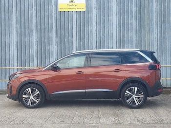 Used Peugeot 5008 2023 for sale - 79597661: Photo