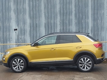 Used Volkswagen T-Roc 2018 for sale - 78962959: Photo