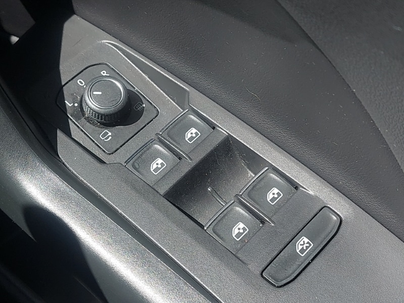 Used Volkswagen T-Cross 2024 for sale - 76506703: Photo 15